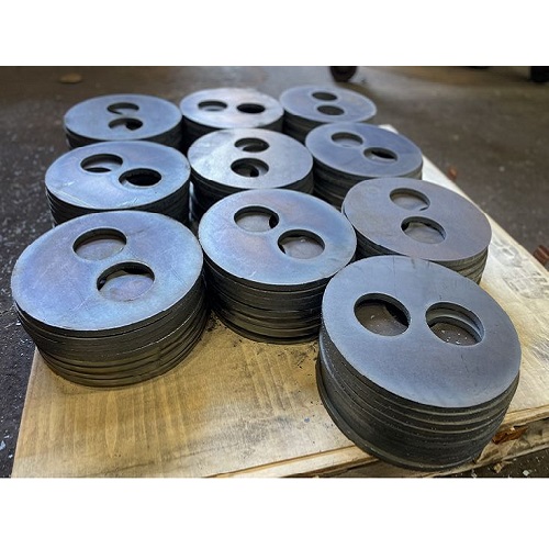 خدمات پانچ CNC